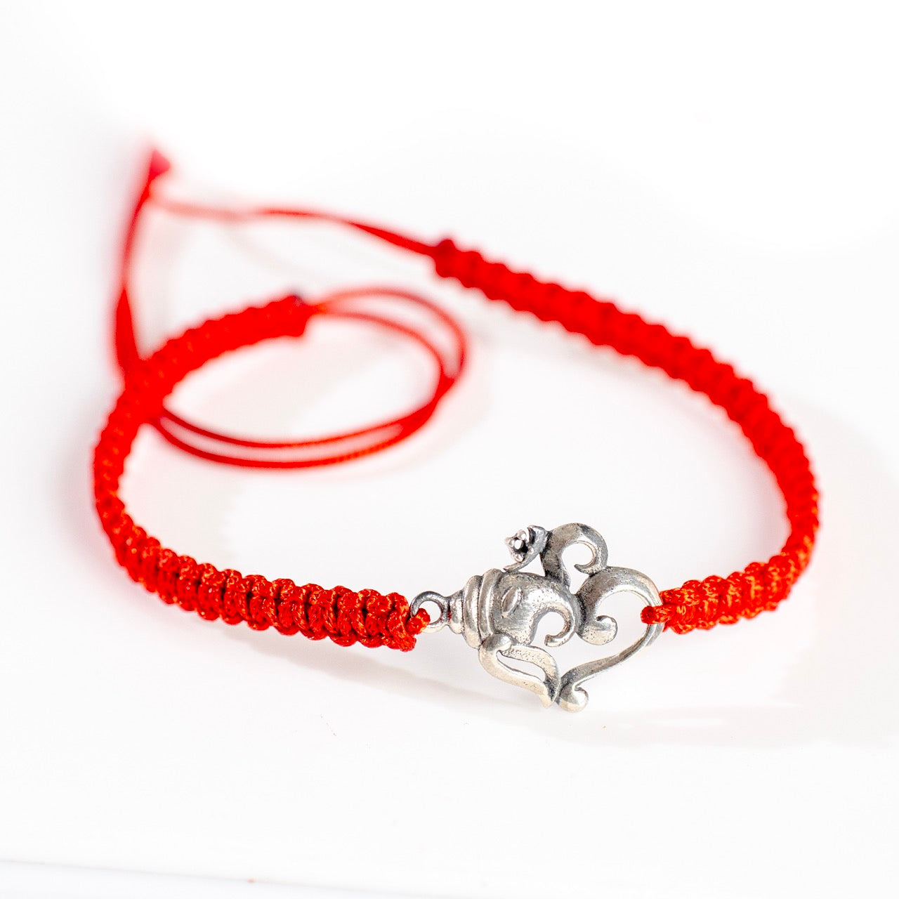 Lal Ganraj Rakhi| Pure 925 Silver for a Bond That Lasts forever
