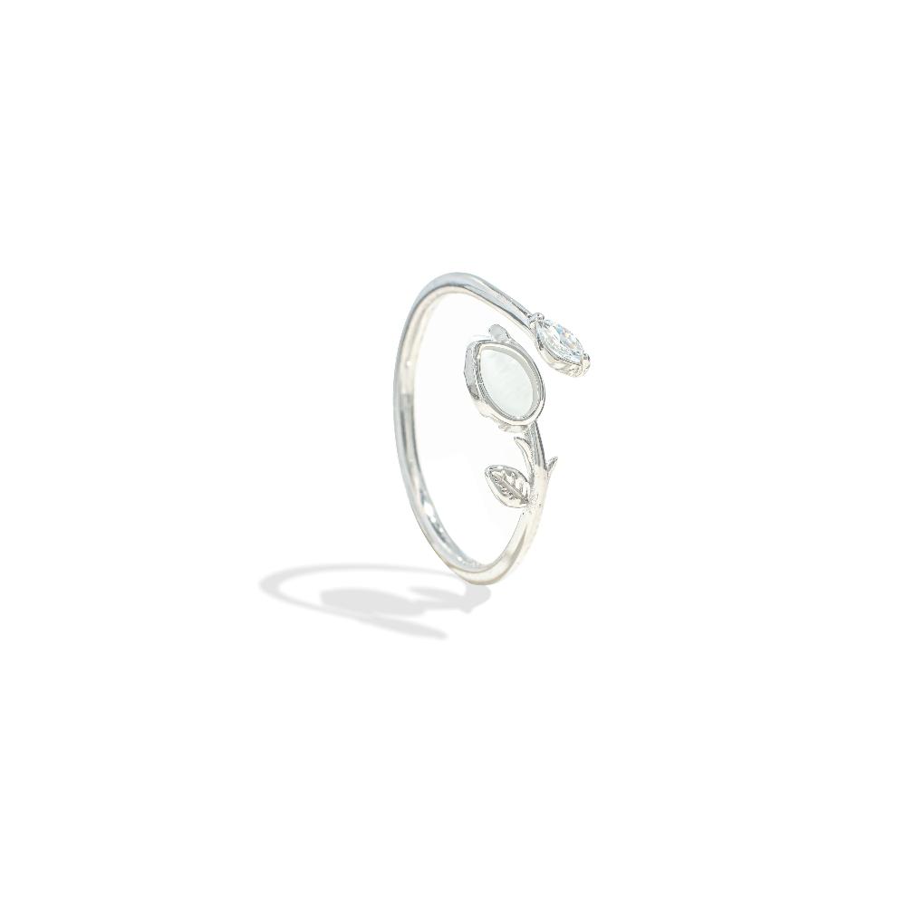 Diamond ring, Silver ring for woman, Beautiful Silver ring, Oprata ring, flower ring, Nature ring, Pearl ring